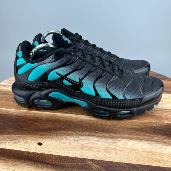 Men's 10.5- Nike Air Max Plus Running Shoes Aurora Green Dusty Cactus DM0032-016